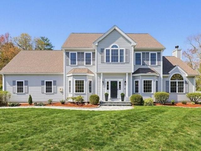 House for sale in Hopedale, Massachusetts