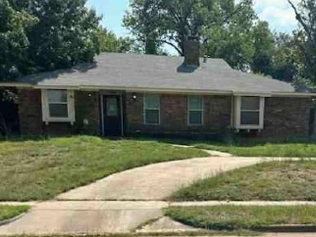 House for sale in Bedford, Tarrant County
