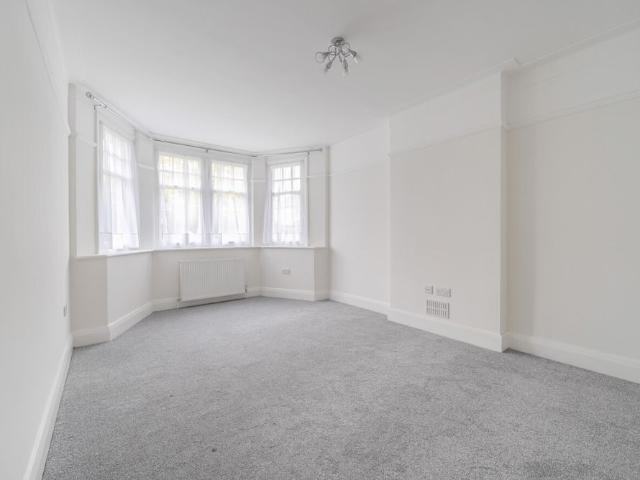 Apartment for rent in Upper Walthamstow, Greater London