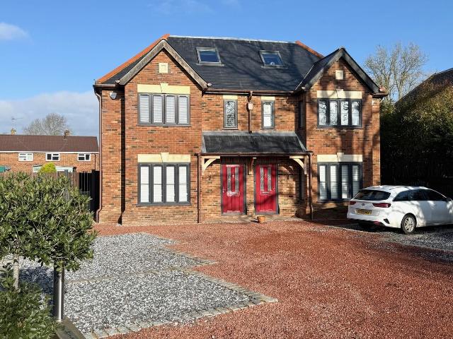House for rent in Binfield
