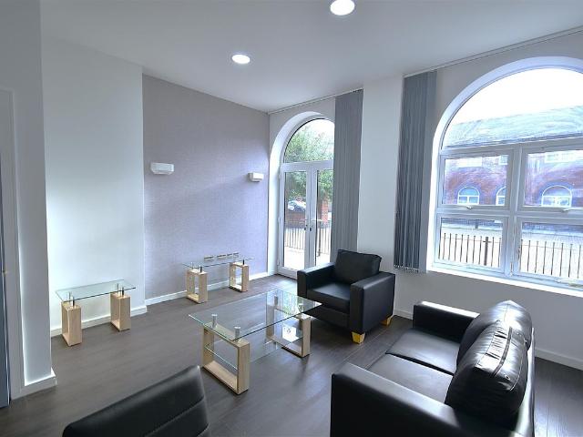 Apartment for rent in London Borough of Hounslow, Feltham