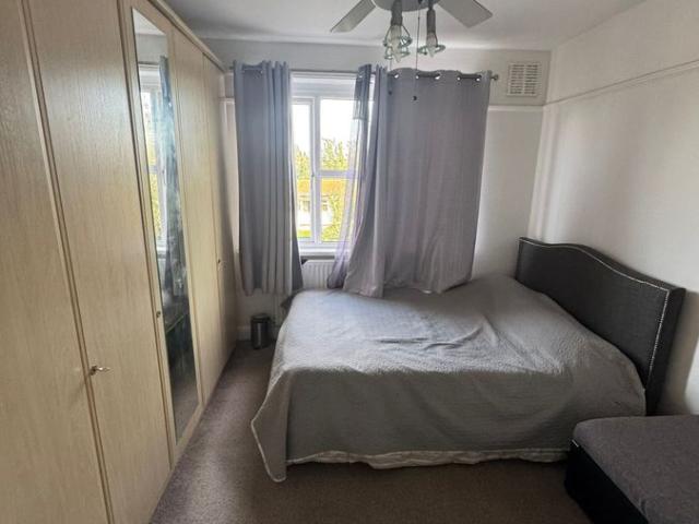 Room for rent in Barkingside, Isle Of Man