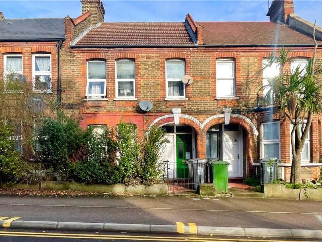 Apartment for rent in Higham Hill, Greater London