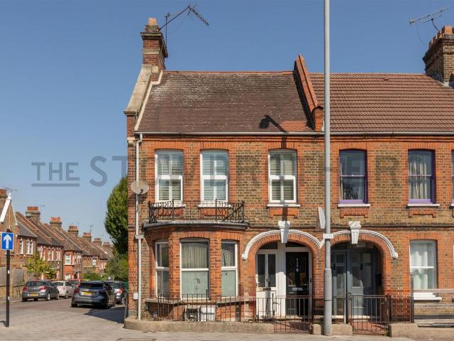 Apartment for rent in Higham Hill, Greater London