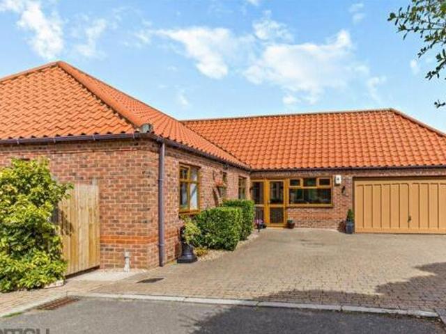 House for sale in Potters Corner, East Midlands