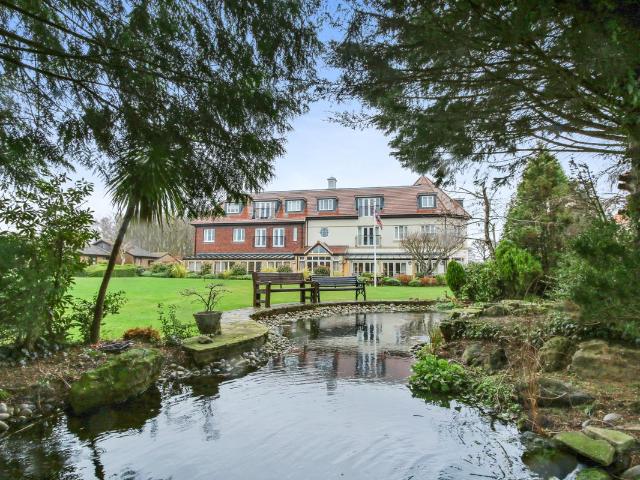 House for rent in Elmbridge Village, Waverley