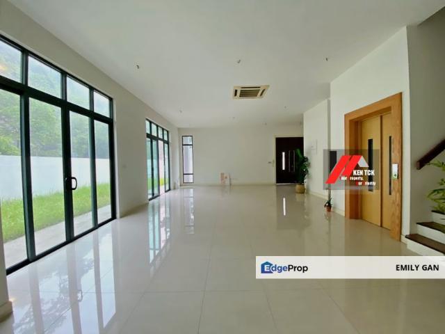 House for sale in Petaling, Damansara Damai