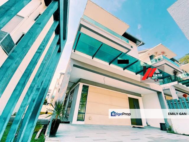 House for sale in Petaling, Damansara Damai