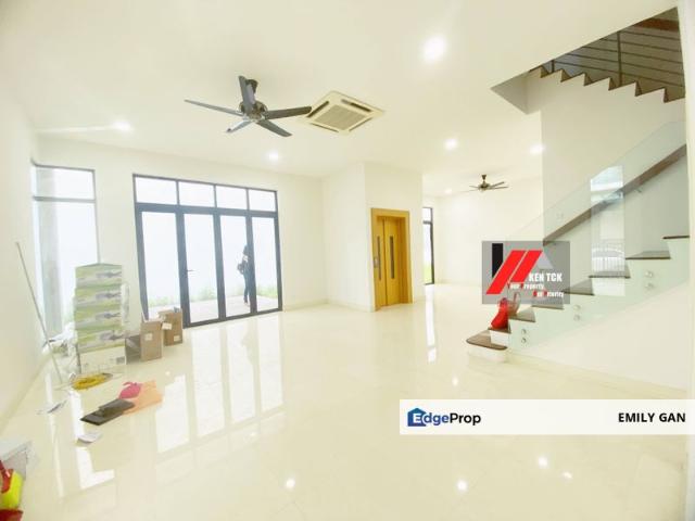 House for sale in Petaling, Damansara Damai