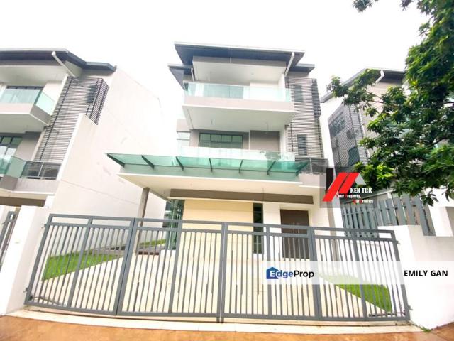 House for sale in Petaling, Damansara Damai