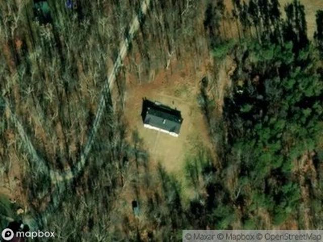 House for sale in Berkeley Springs, West Virginia