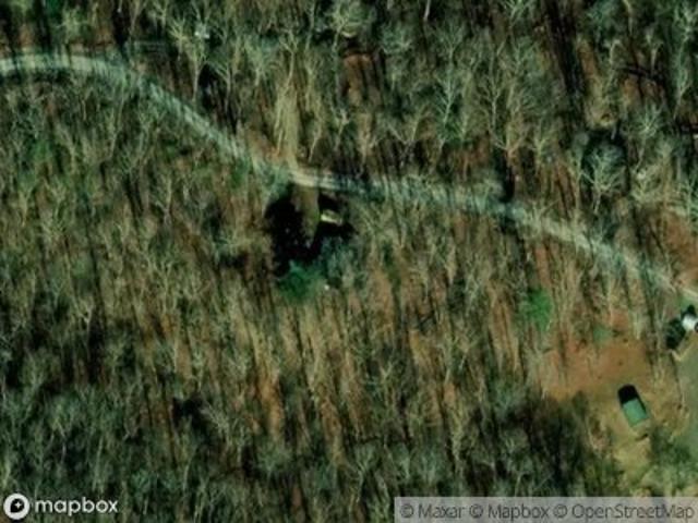 House for sale in Berkeley Springs, West Virginia