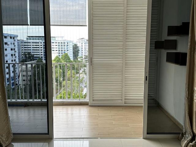 Condominium for sale in Woodlands, 25 Far North