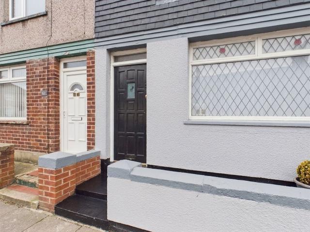 House for rent in Clubmoor, Calderstones