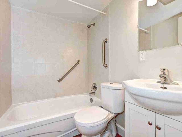 Apartment for rent in Fergus, Centre Wellington