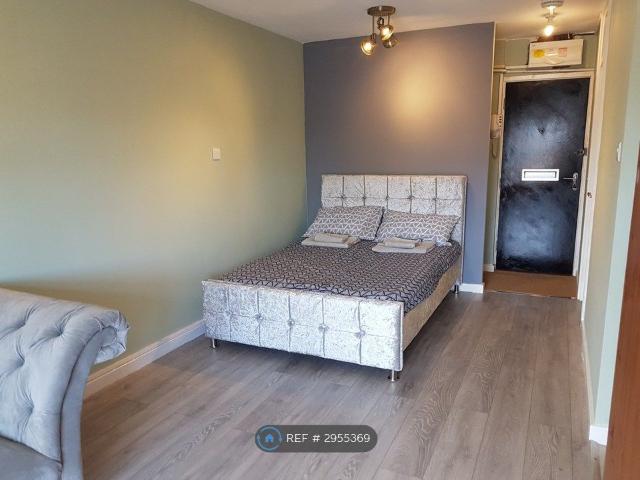 Apartment for rent in Sydenham, Green Close