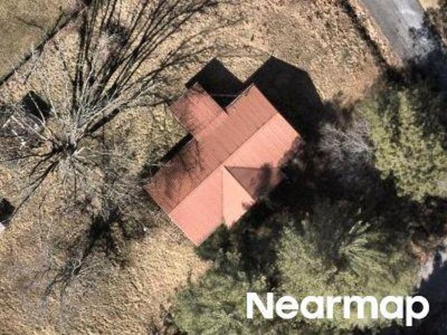 House for sale in Horse Shoe, North Carolina