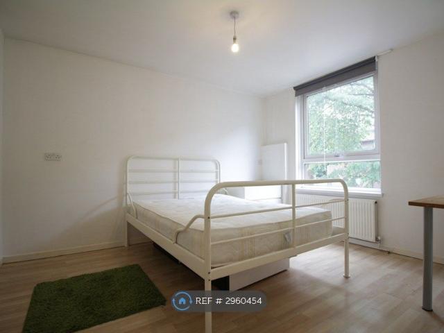 Apartment for rent in Maitland Park, Greater London
