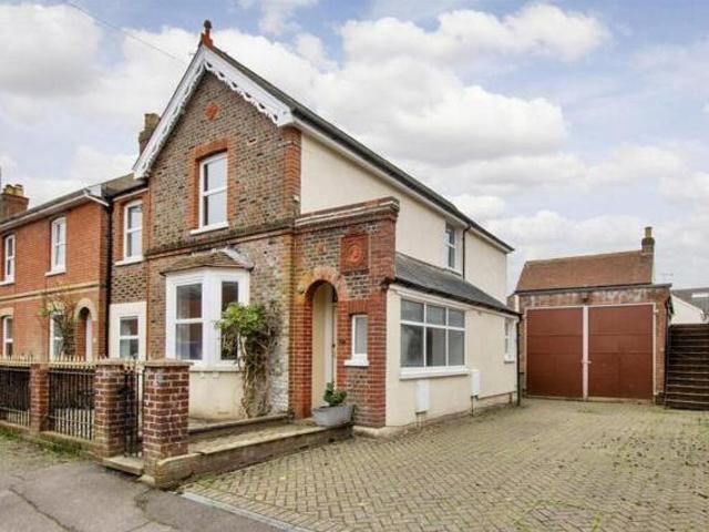 House for sale in Sandown Park, Kent