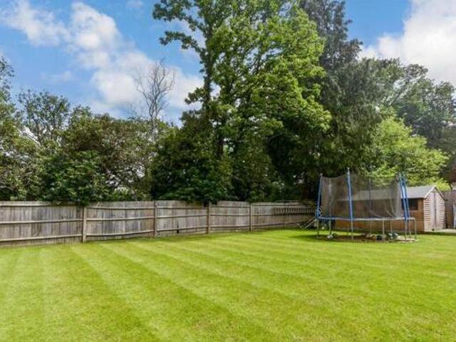 House for sale in Crawley, West Sussex