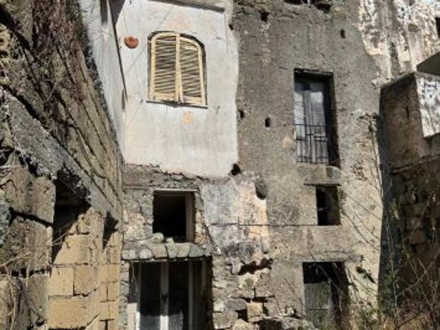 Terreno in vendita a Forio, Napoli