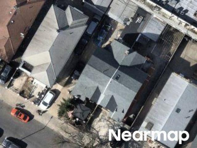 House for sale in Queens, Arverne