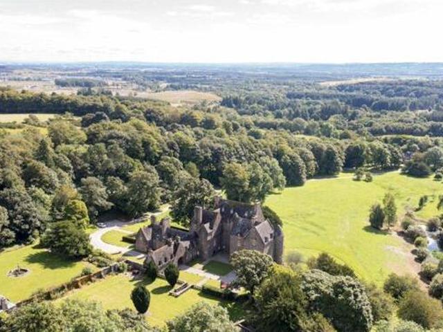 House for sale in Bishopton, Scotland