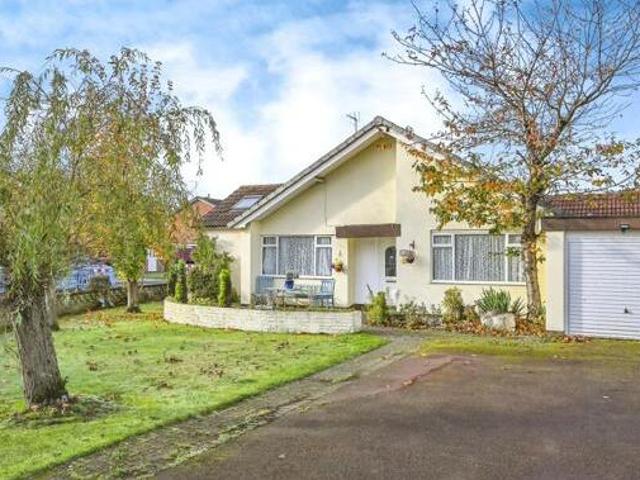 House for sale in Calderstones