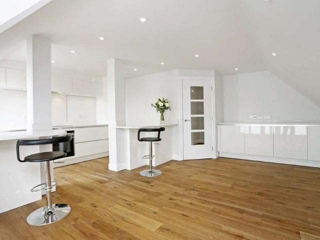 Apartment for rent in Beaconsfield, Penn Bottom