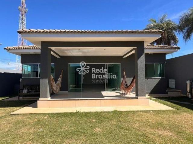 Casa venda em Região Geográfica Imediata de Águas Lindas de Goiás, Região Integrada de Desenvolvimento do Distrito Federal e Entorno