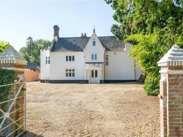 House for sale in East Bank, Norfolk