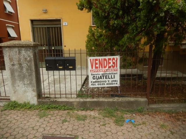 Appartamento in vendita a Fornovo di Taro, Parma