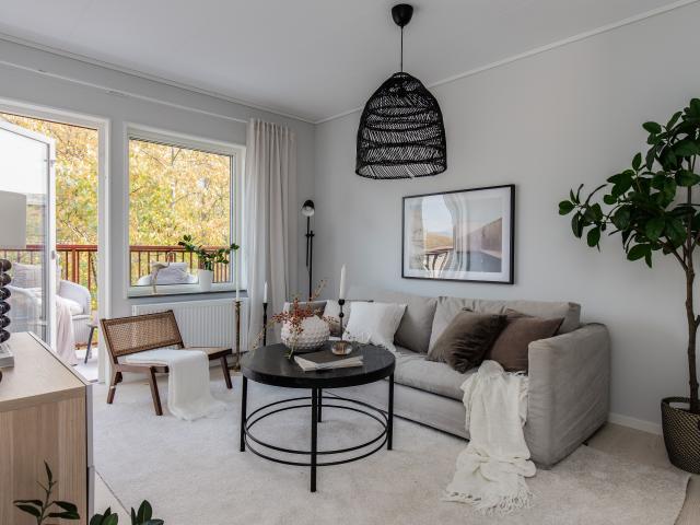 Hus hyra i Karlsdal, Västerås