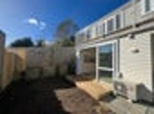 Apartment for rent in Sunnynook, Oroua County