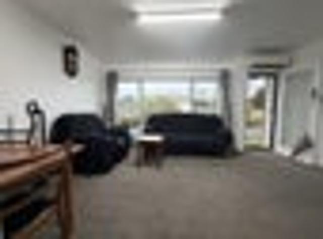 House for rent in Sunnynook, Oroua County