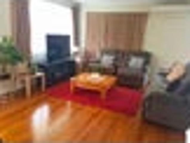 House for rent in Sunnynook, Oroua County
