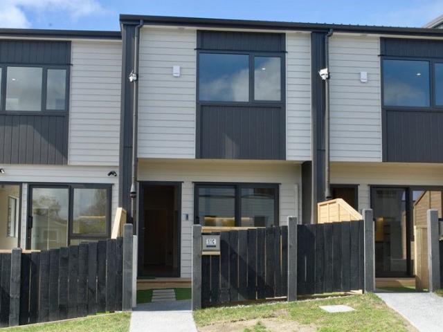 House for rent in Sunnynook, Oroua County