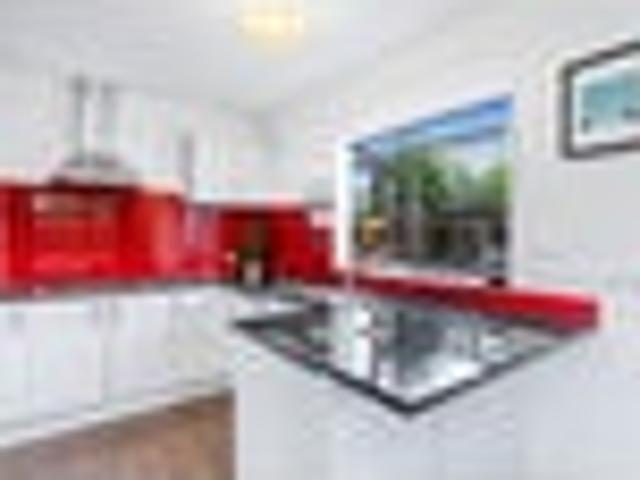 House for rent in Sunnynook, Oroua County