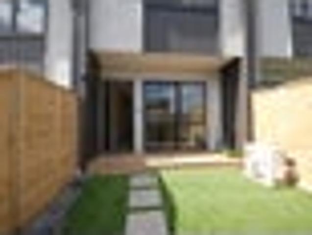 Townhouse for rent in Sunnynook, Oroua County
