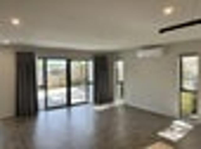 Townhouse for rent in Forrest Hill, Oroua County
