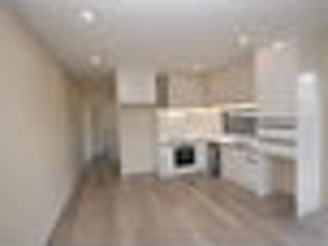 Townhouse for rent in Sunnynook, Oroua County