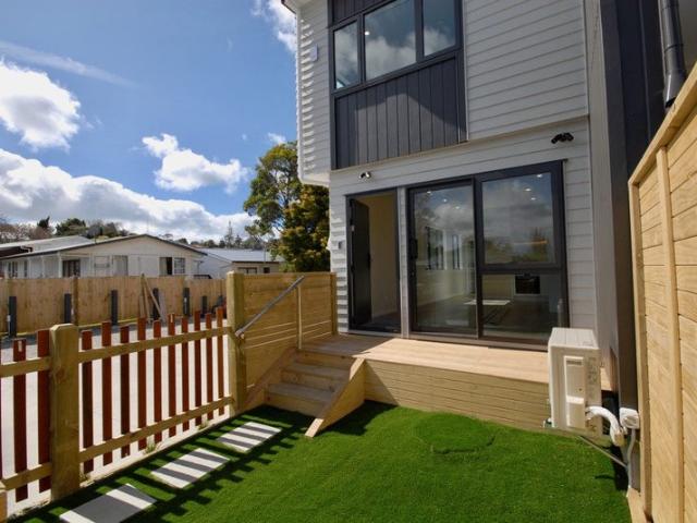 House for rent in Sunnynook, Oroua County