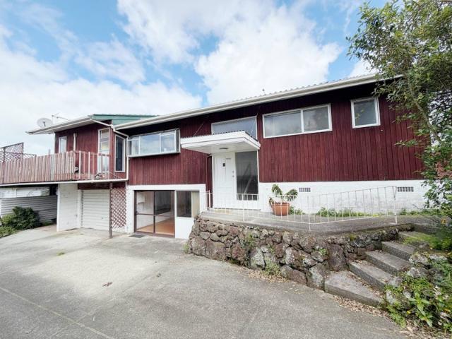 House for rent in Sunnynook, Oroua County