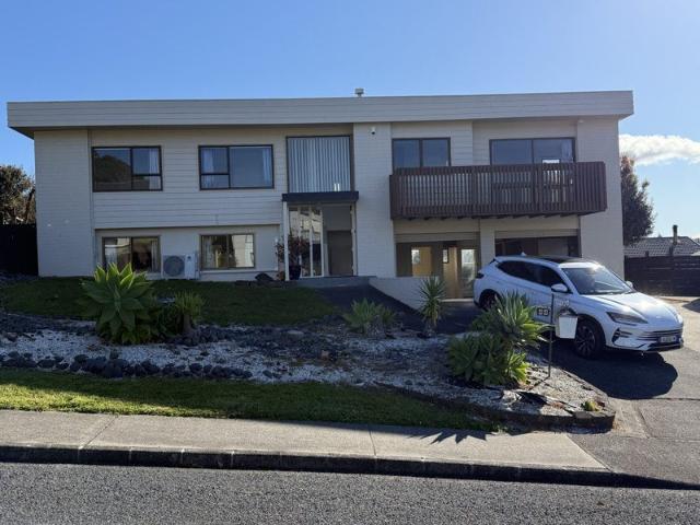 House for rent in Sunnynook, Devonport-Takapuna