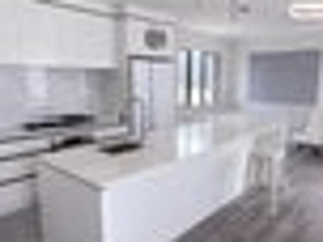 Townhouse for rent in Sunnynook, Devonport-Takapuna