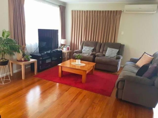 House for rent in Sunnynook, Oroua County