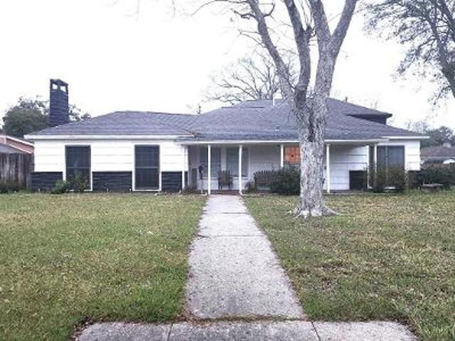 House for sale in Baytown