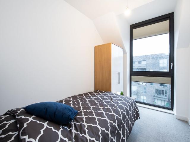 Room for rent in Maryland, Greater London