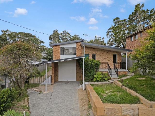 House for rent in Forresters Beach, New South Wales
