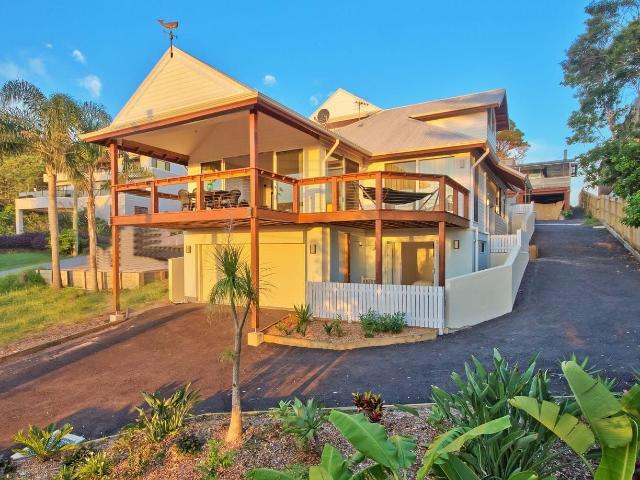 House for rent in Forresters Beach, Central Coast Council